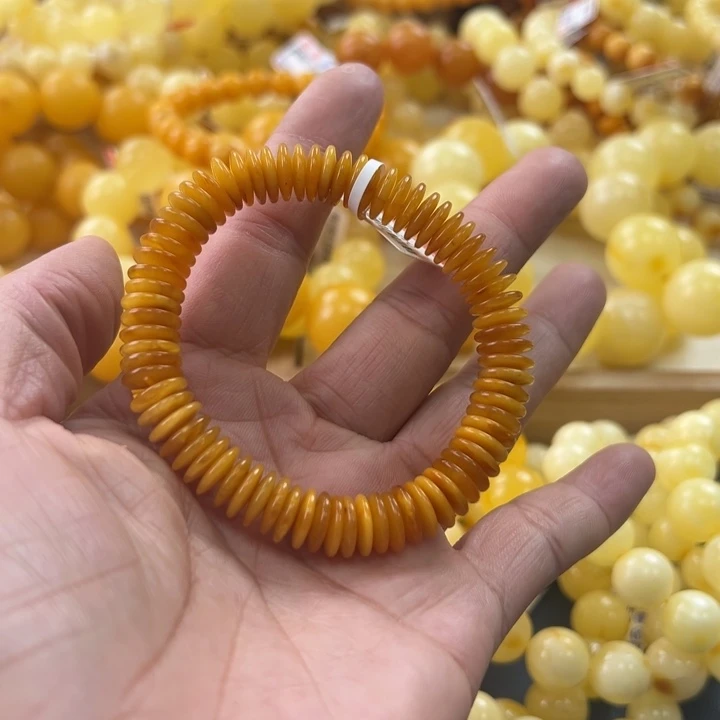 未镶嵌琥珀珠宝奇石