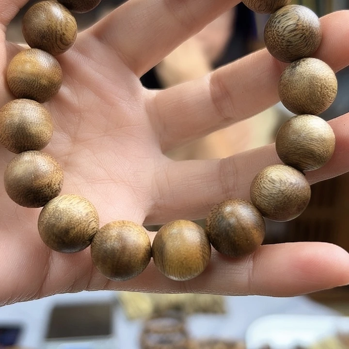 沉香木手串卡1.3圆珠手串