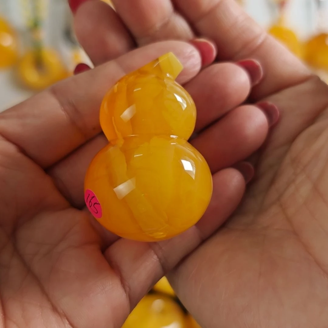 蜜蜡吊坠(赠链)未镶嵌