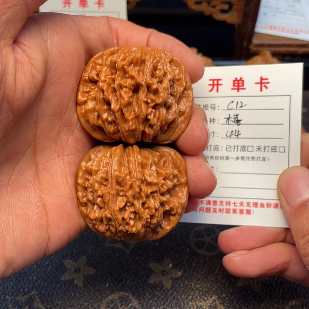 吊坠桃核文玩核桃