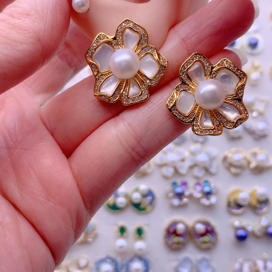 淡水珍珠合金耳饰