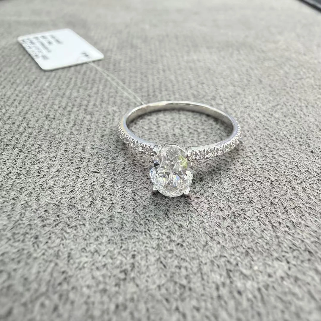 实验室培育钻石pt950椭圆戒指1ct