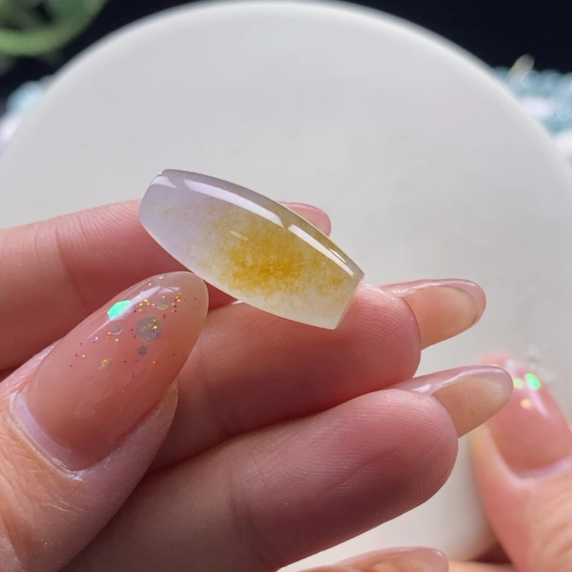 【闪购商品】翡翠颈饰未镶嵌翡翠高冰黄翡橄榄珠