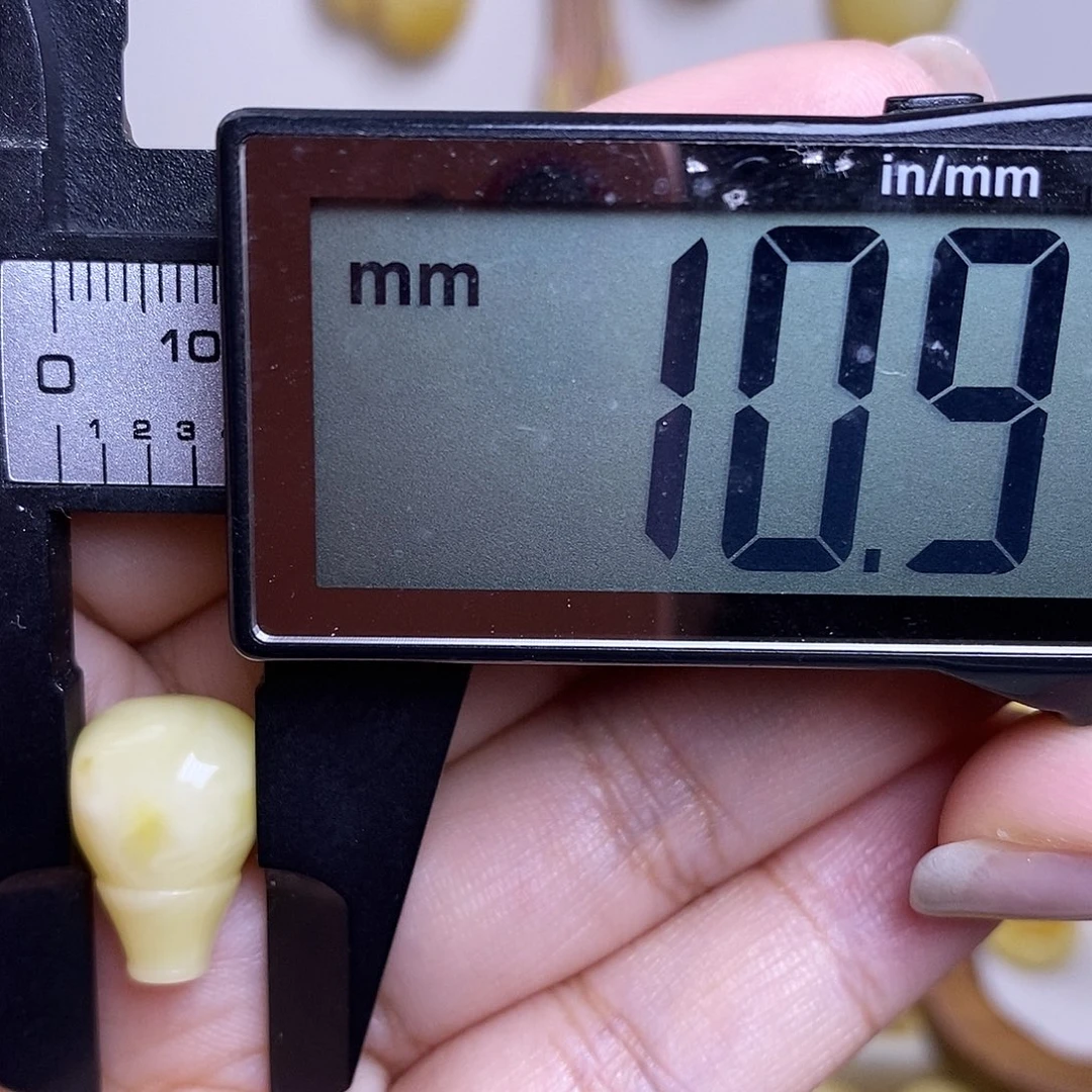裸石琥珀未镶嵌蜜蜡三通