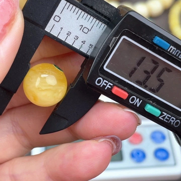 琥珀裸石未镶嵌微瑕463