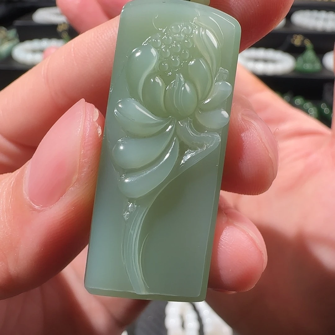 和田玉（碧玉）未镶嵌颈饰