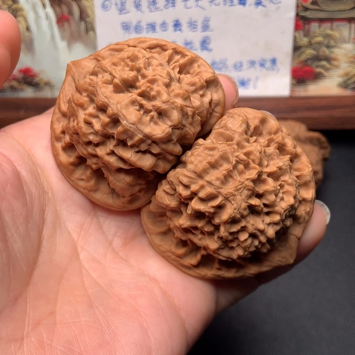 文玩核桃吊坠矮桩官帽