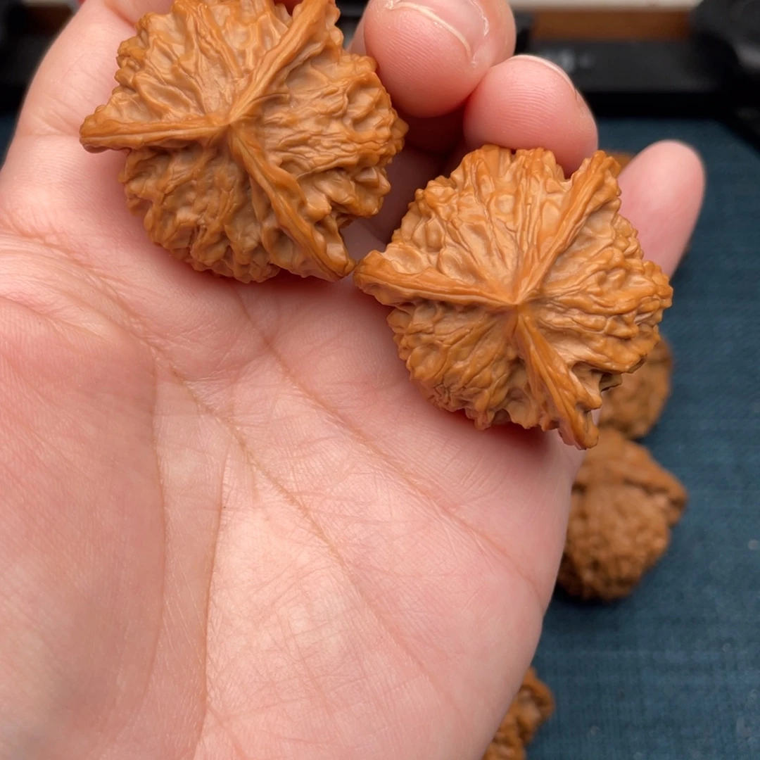 把件文玩核桃s全品盘山三棱38