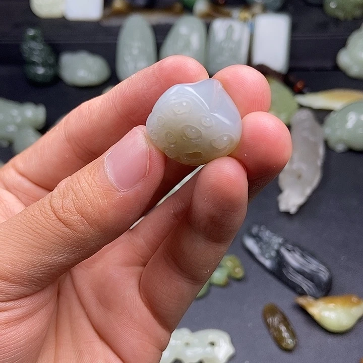 未镶嵌和田玉挂件