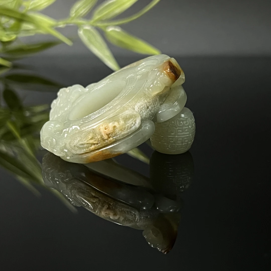 1011GC102和田玉挂件