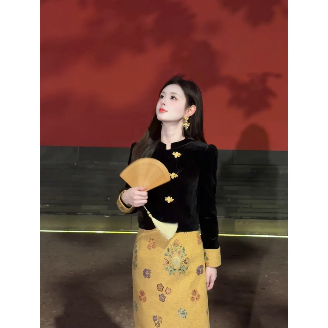 【金色年华】<77>新中式撞色丝绒外套+提花半裙套装XMZH10291
