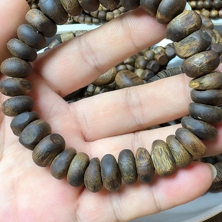 手串沉香中**油张勺子手串22克
