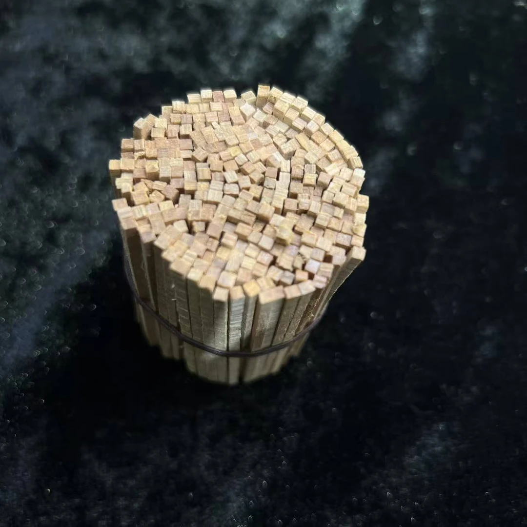 A6876 印度老山檀香捻香 50.24g