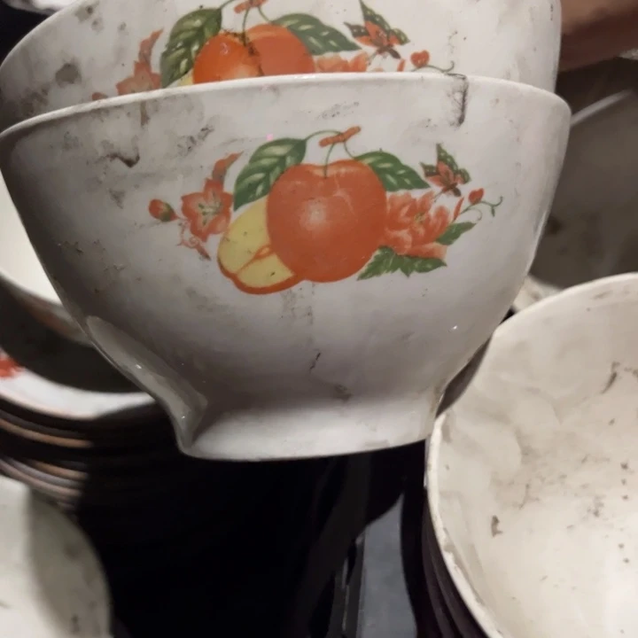 老货盘子碗啥都有