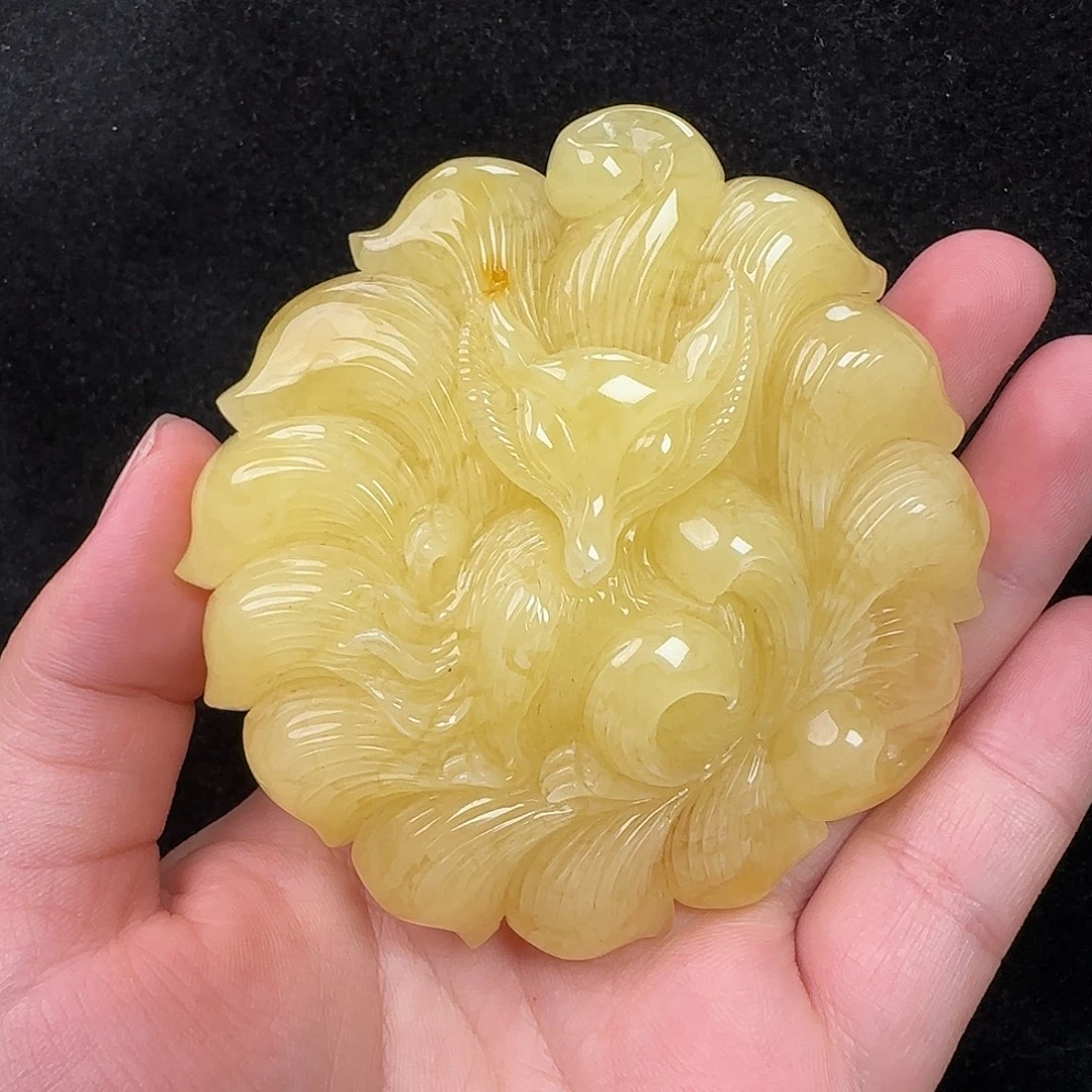蜜蜡未镶嵌珠宝奇石