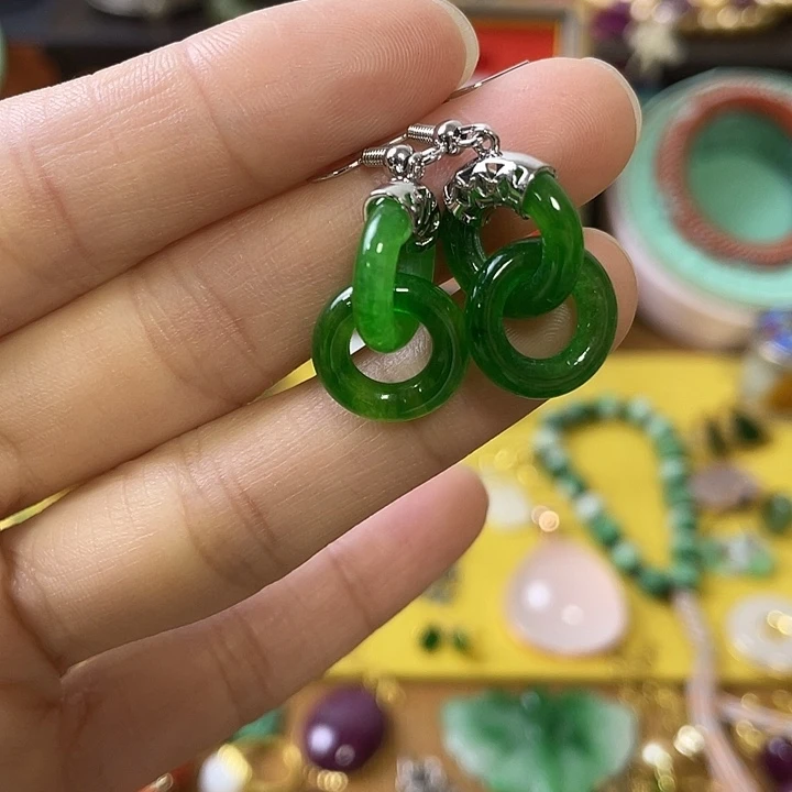 翡翠未镶嵌耳饰精美雕刻物件物件