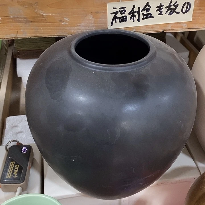 摆件陶盆有孔 瑕疵介意勿拍