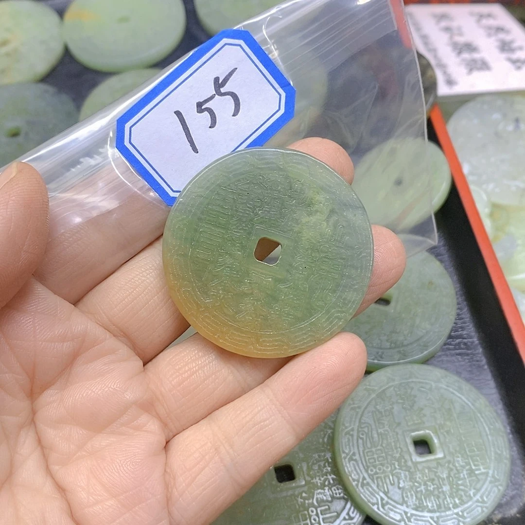 蛇纹石玉吊坠(不含链)未镶嵌w****i155