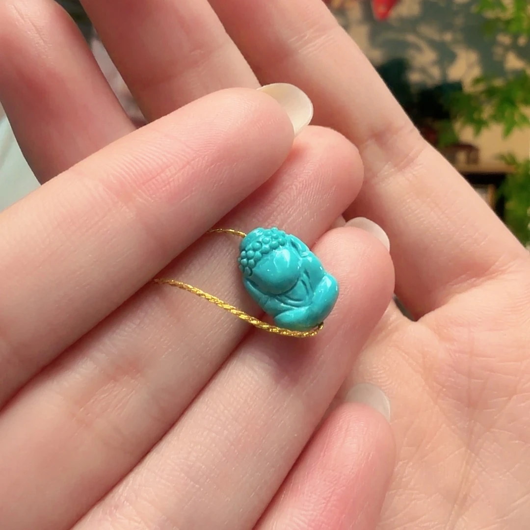 绿松石未镶嵌颈饰