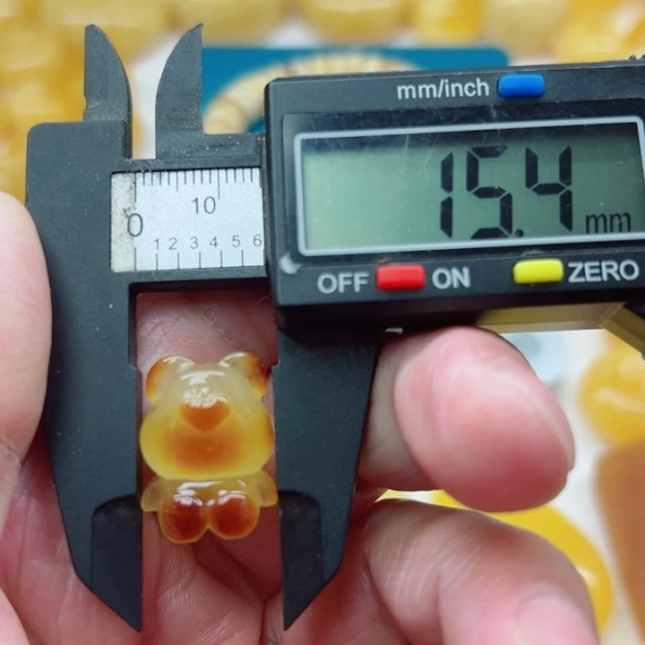 琥珀（矿物珀）未镶嵌裸石