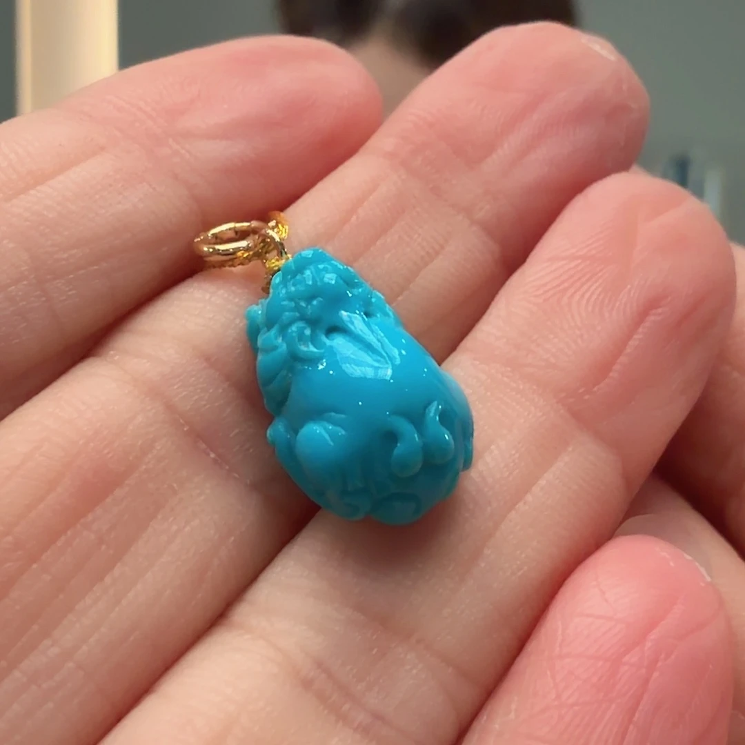 绿松石未镶嵌颈饰