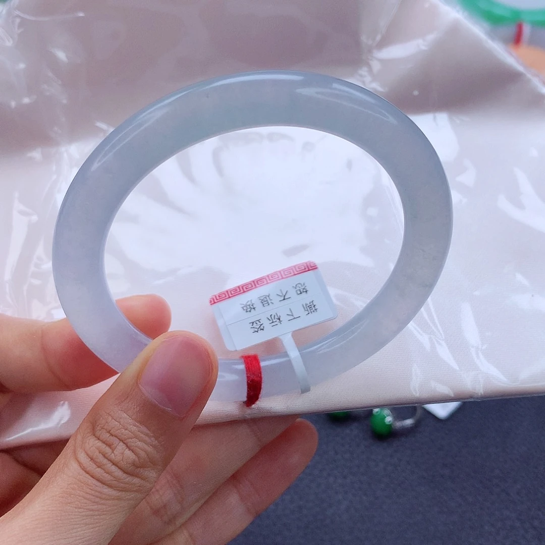 未镶嵌手镯翡翠54.6 白月光