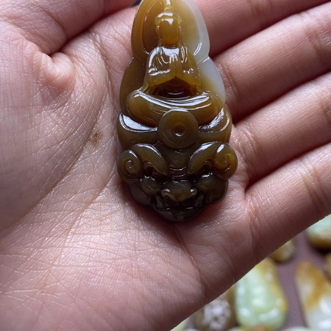 吊坠(不含链)未镶嵌和田玉（糖玉）