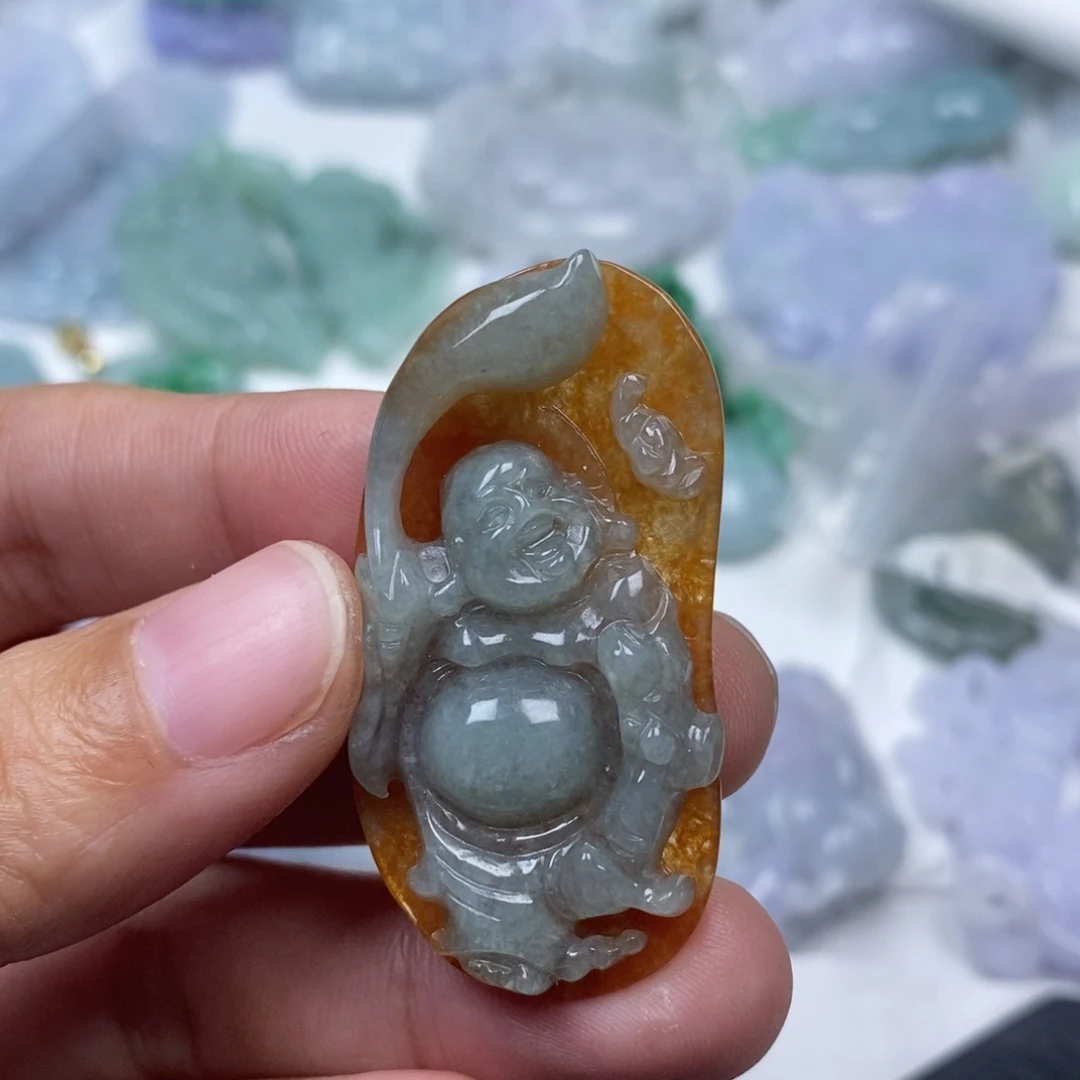 颈饰未镶嵌翡翠梁****社翡翠