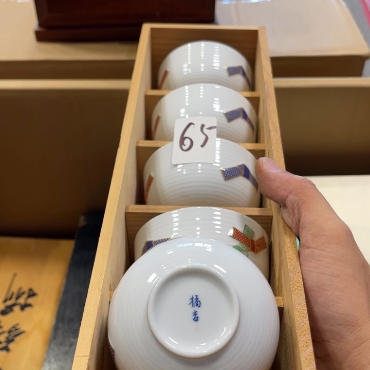 盖碗瓷器制作工艺精湛