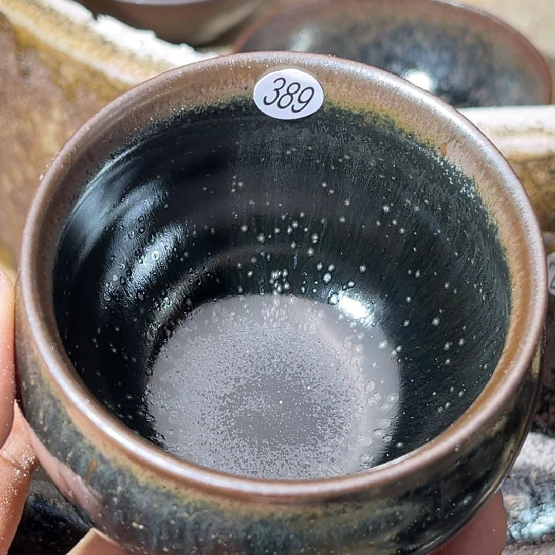 茶盏义兴龙窑坚持真柴烧