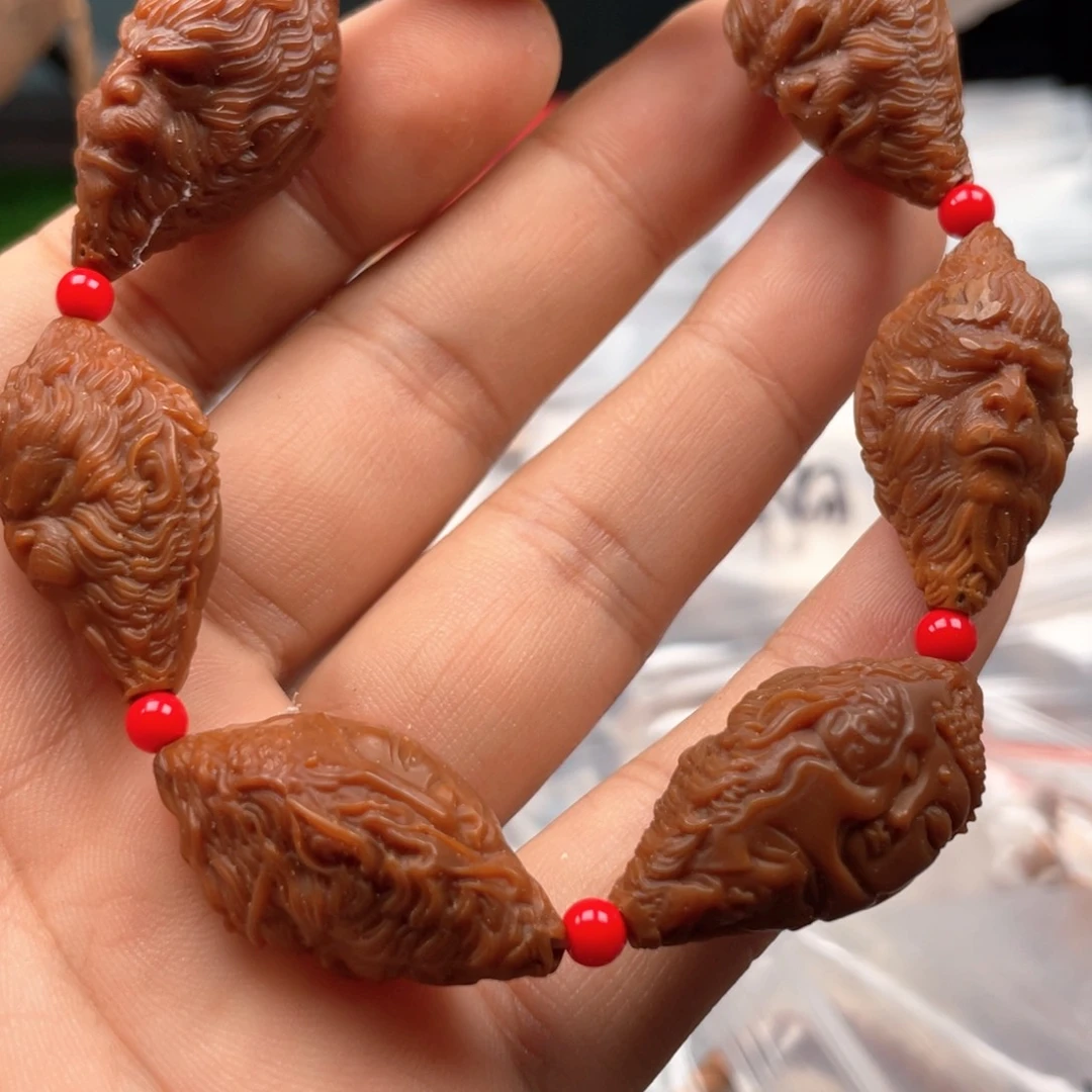 吊坠猴头核桃橄榄