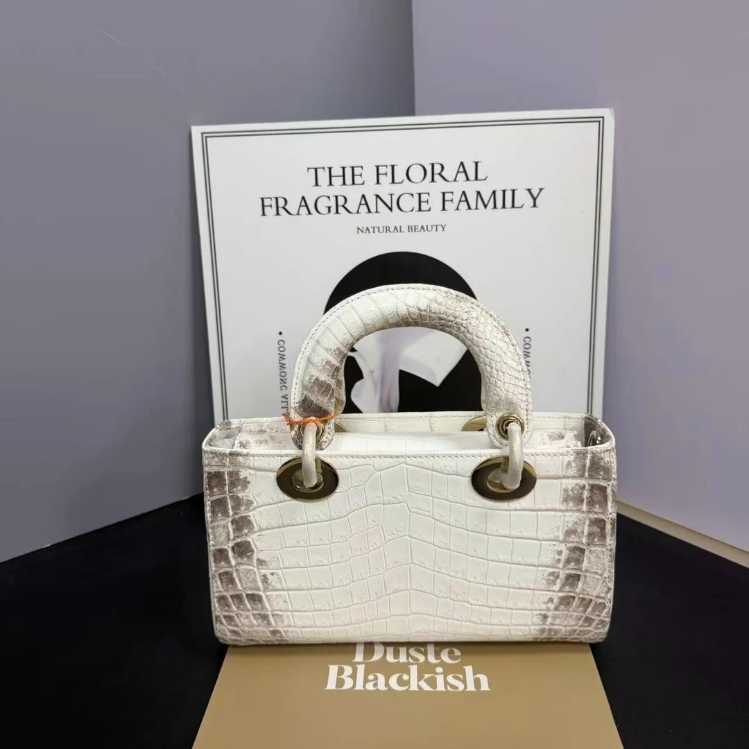 蛇年礼盒高定轻奢横款喜马拉雅白FF气质单肩手提包