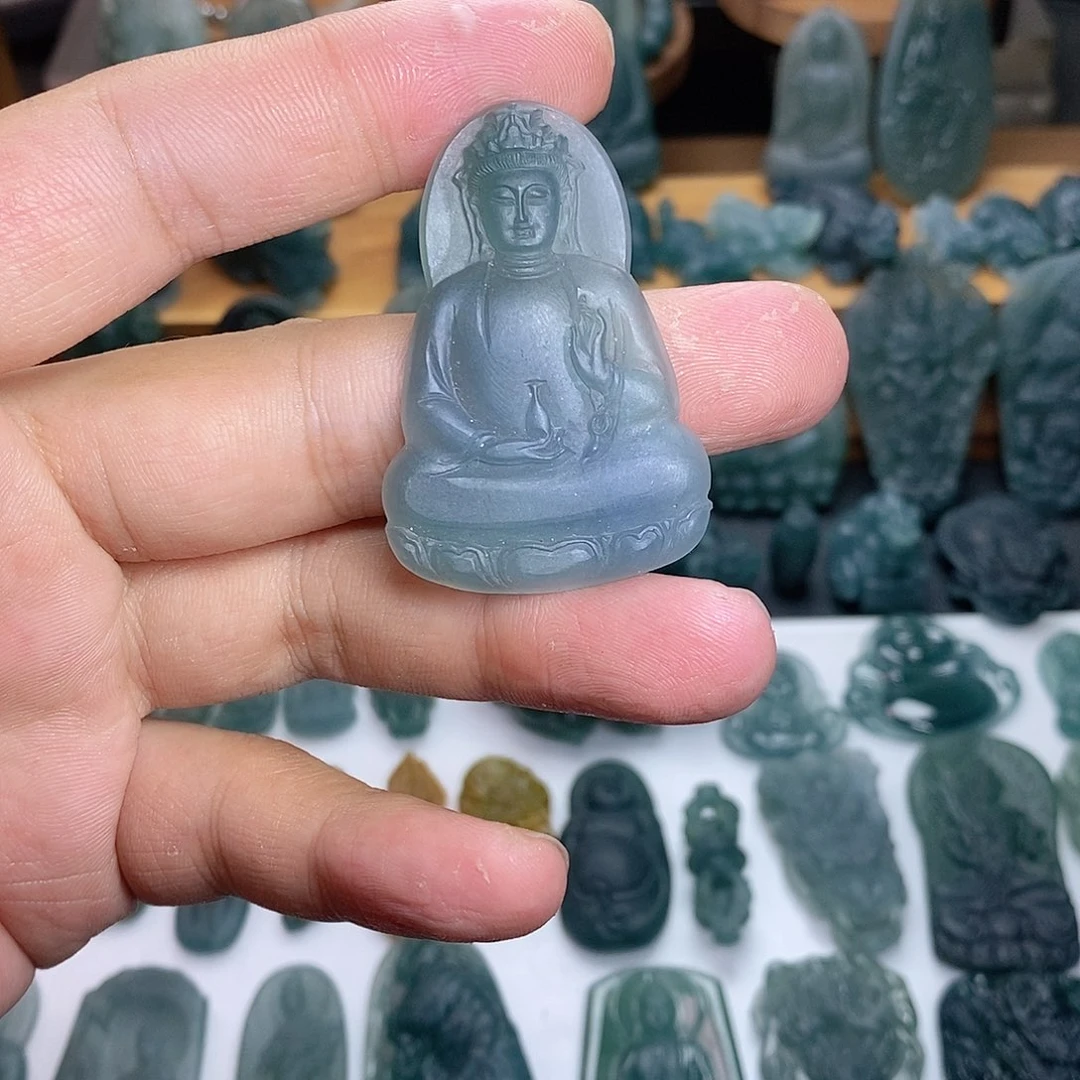 定制翡翠未镶嵌观音