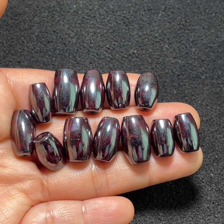 天然辰砂原矿乌砂转运珠96.2克