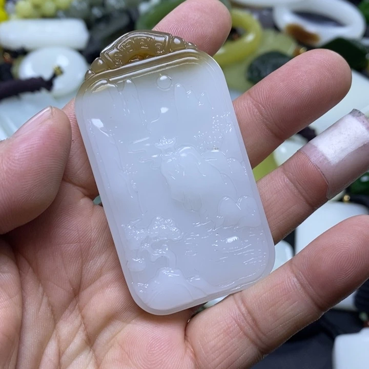 和田玉未镶嵌颈饰