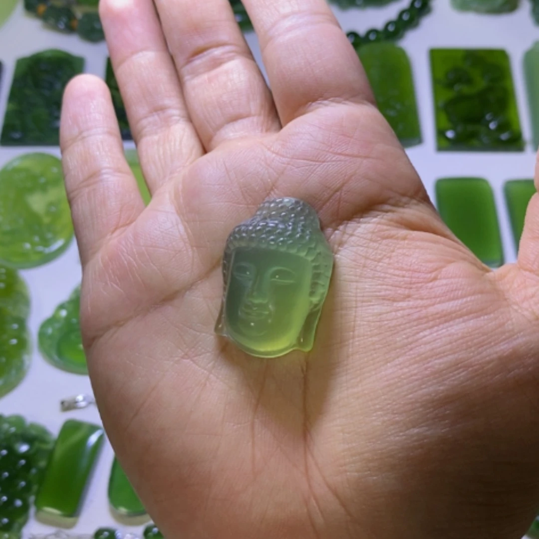 【闪购商品】未镶嵌蛇纹石玉颈饰
