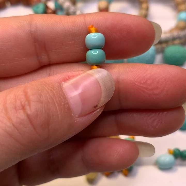 绿松石未镶嵌颈饰