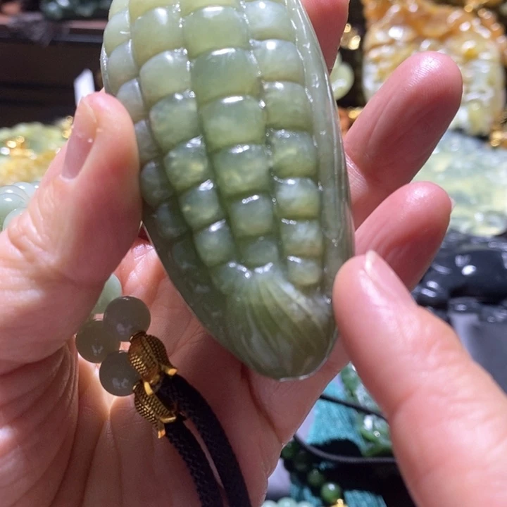 岫玉毛衣链未镶嵌