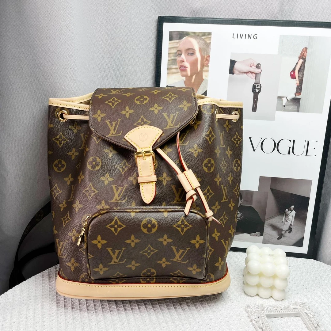99新 LouisVuitton/路易威登 Lv montsouris双肩包 82016175定金