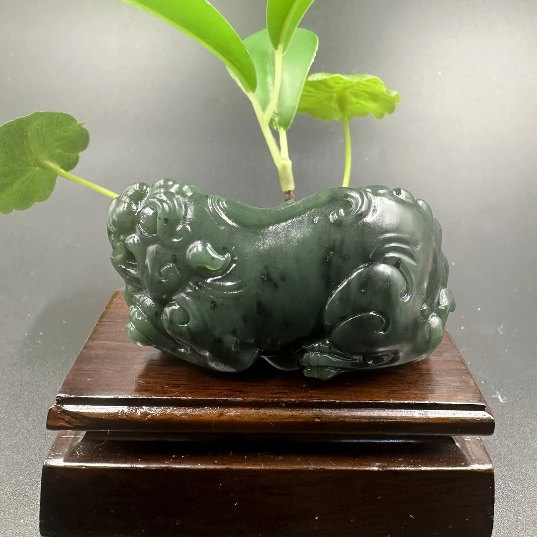 A1249 和田玉摆件 HS6103501