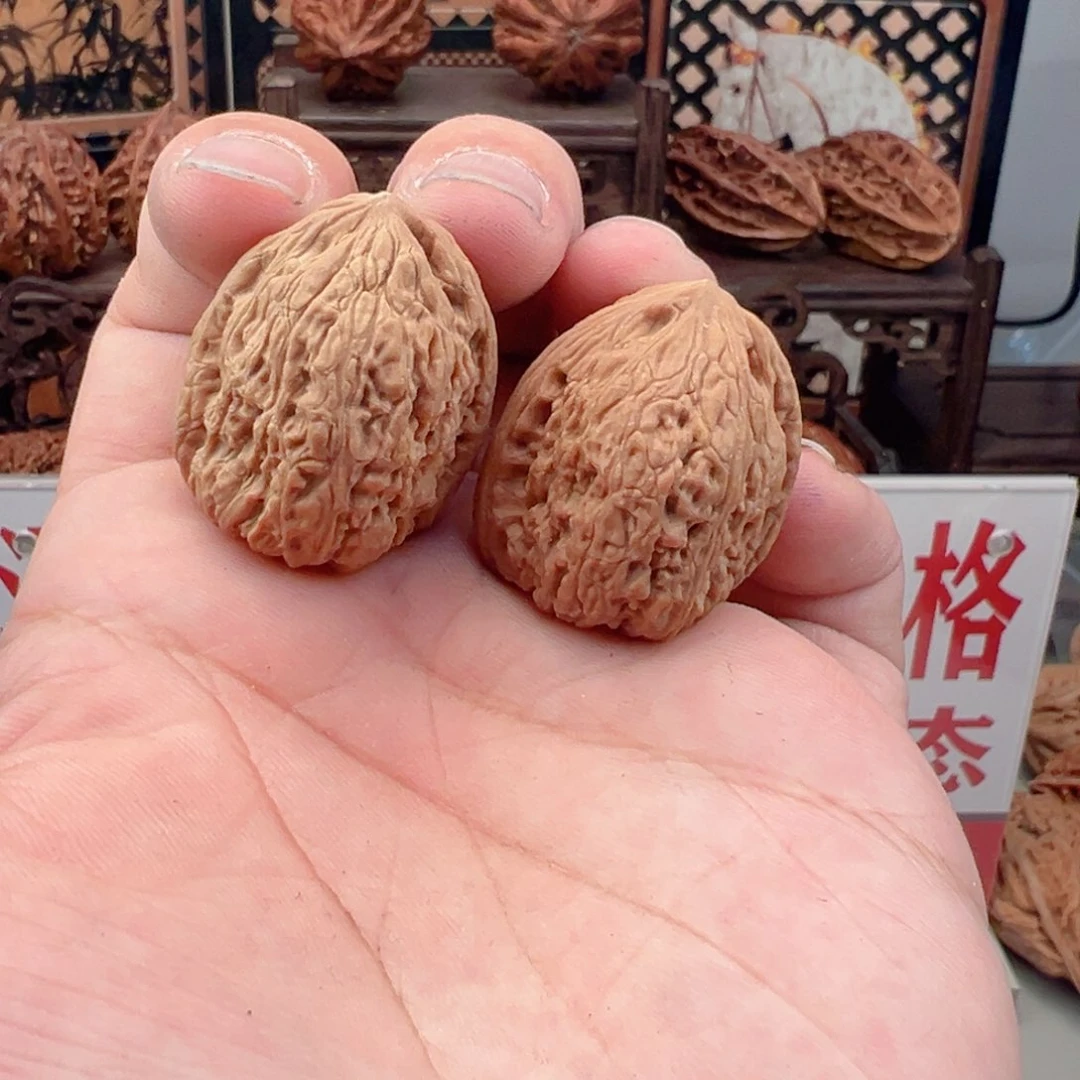 文玩核桃吊坠小南将