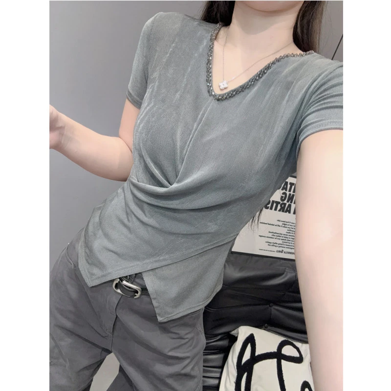 性感V领钉珠短袖T恤女不规则褶皱开叉收腰显瘦修身时髦欧货上衣夏