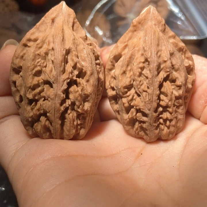 文玩核桃把件东北楸子小雪87