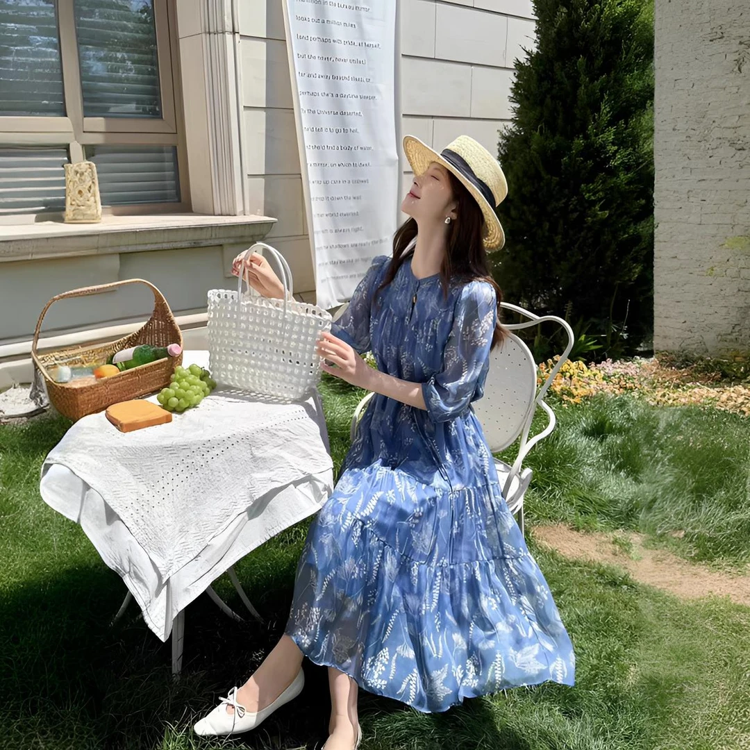 品牌专柜桑蚕乔其纱高腰系带设计感蓝色印花连衣裙A180176