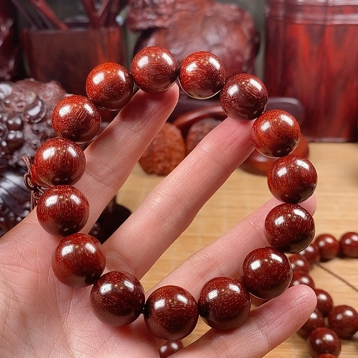 丛***%檀香紫檀（小叶紫檀）