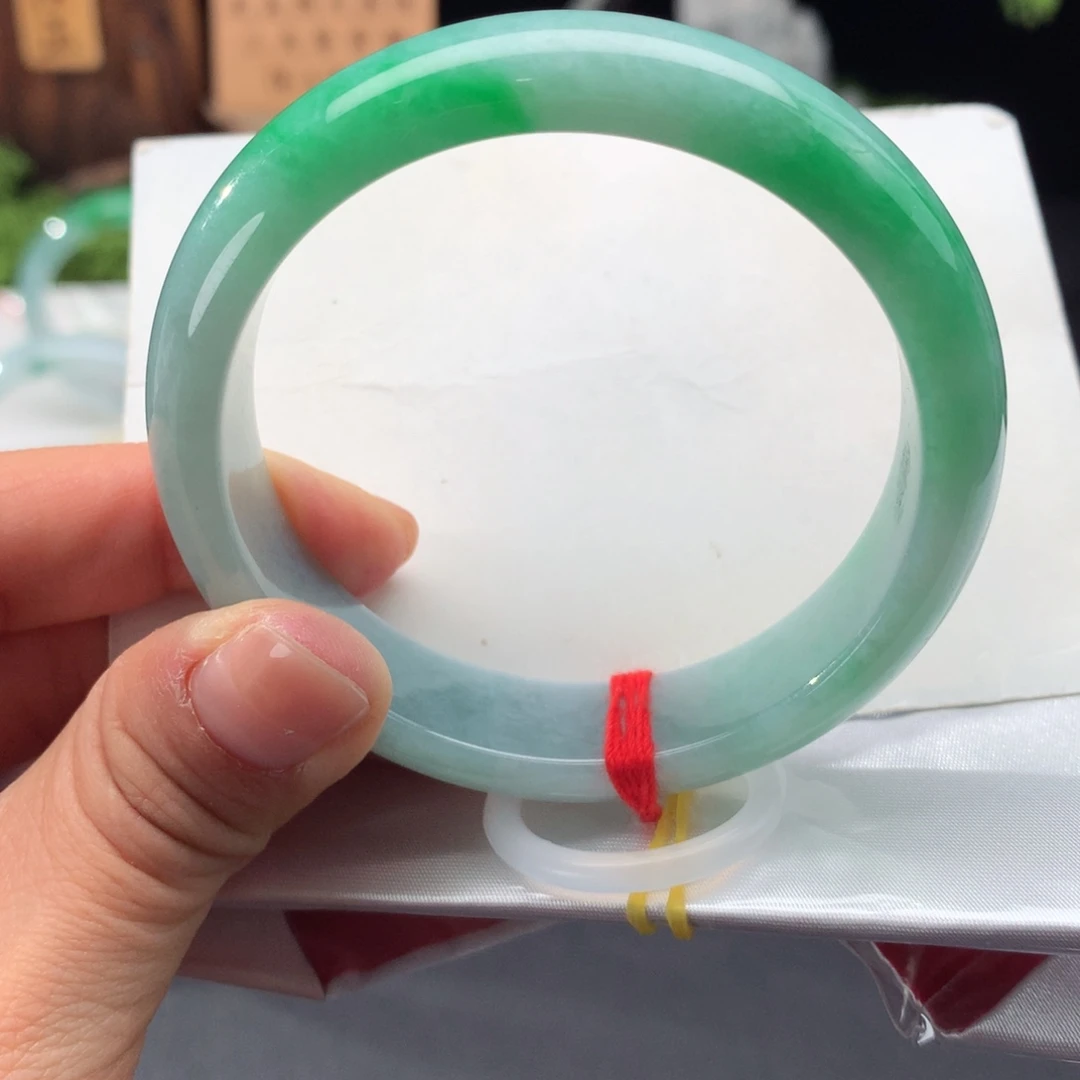 翡翠未镶嵌手镯纯天然缅甸翡翠