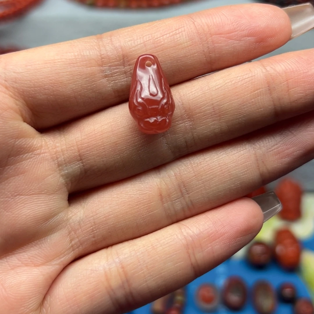 南红玛瑙未镶嵌配饰