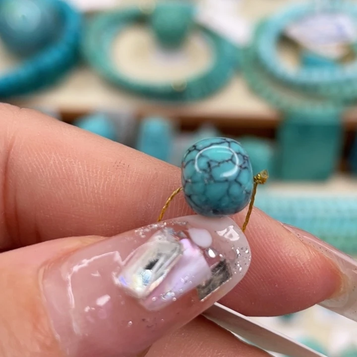 绿松石未镶嵌挂件