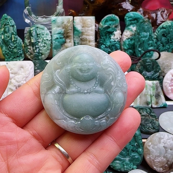 未镶嵌独山玉颈饰