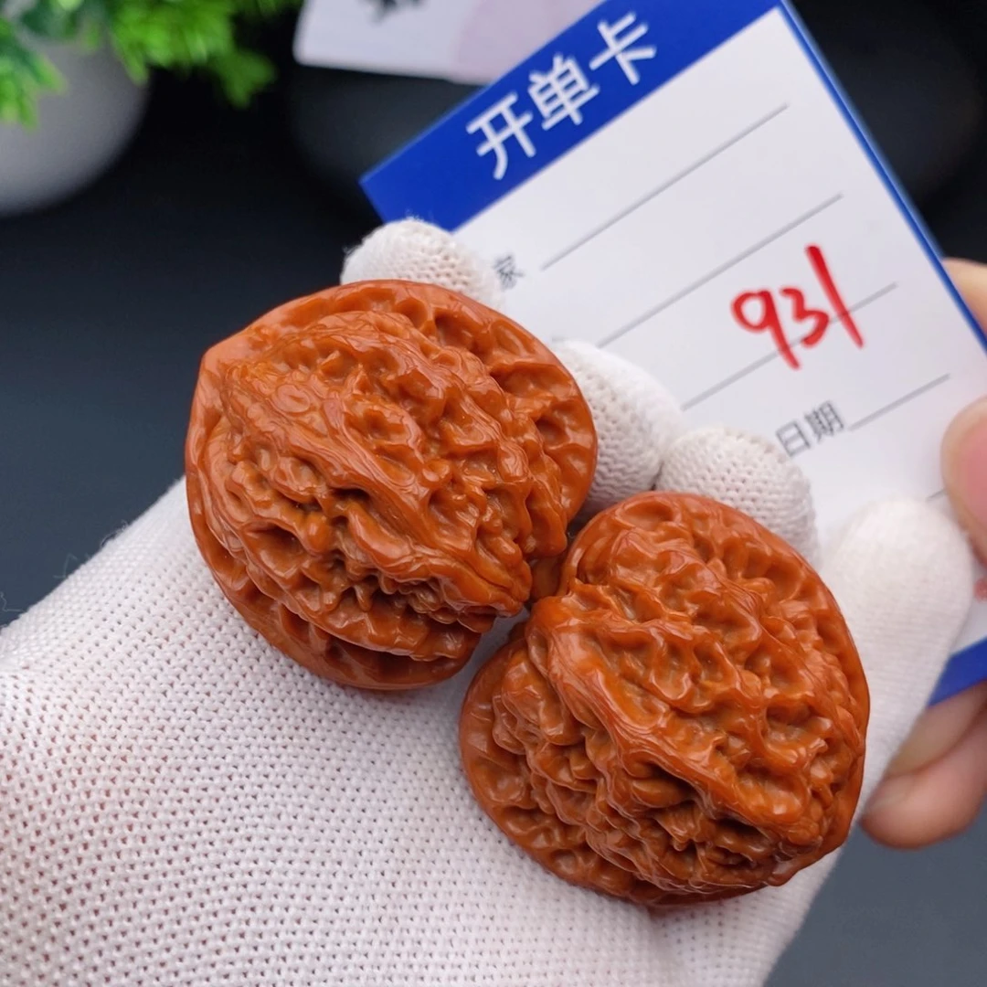 文玩核桃把件38金牛931